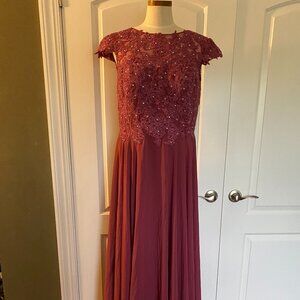 NWT JJ's House Formal Mulberry Wedding & Special Occasion Dress: Large 14